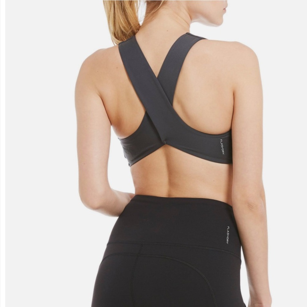 The north face beyond the wall free motion bra